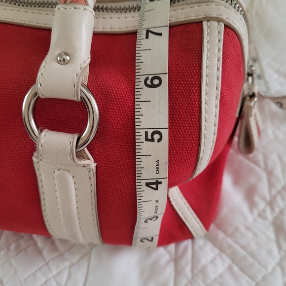 Banana Republic red barrel leather tootsie Handbag - Picture 7 of 10